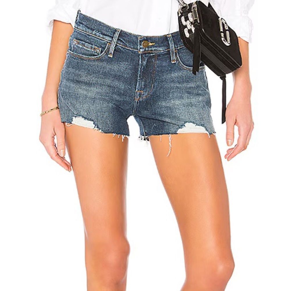 Frame Le Cutoff‎ Denim Distressed Shorts in Sandown Sz 27